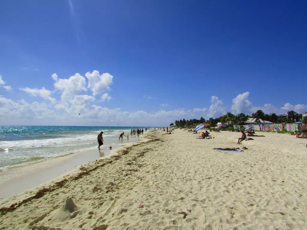 beautiful condo playa del carmen